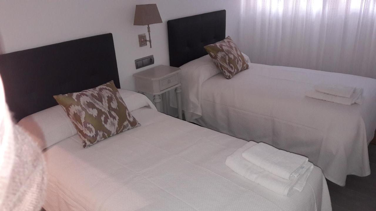 Guesting Velazquez Apartment Кадис Екстериор снимка
