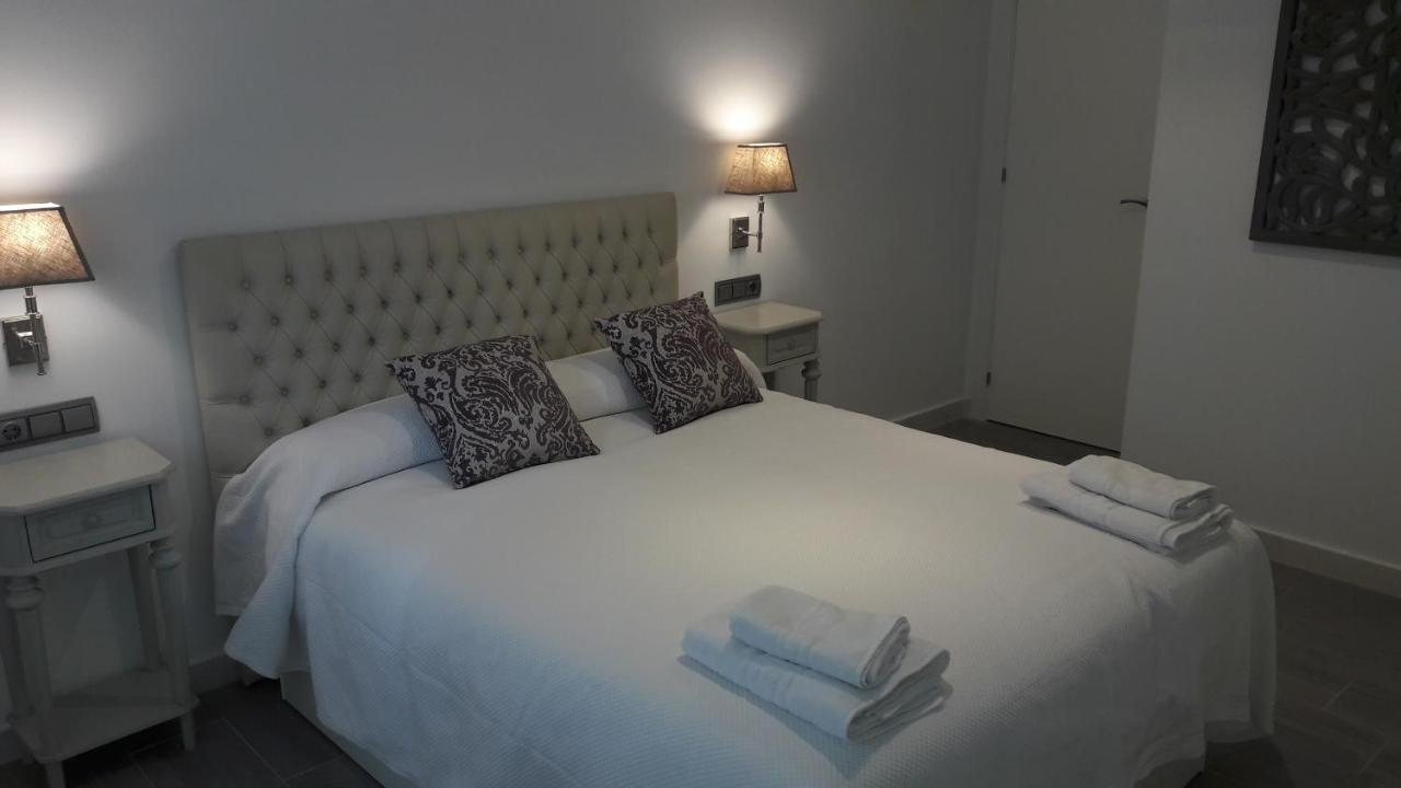 Guesting Velazquez Apartment Кадис Екстериор снимка