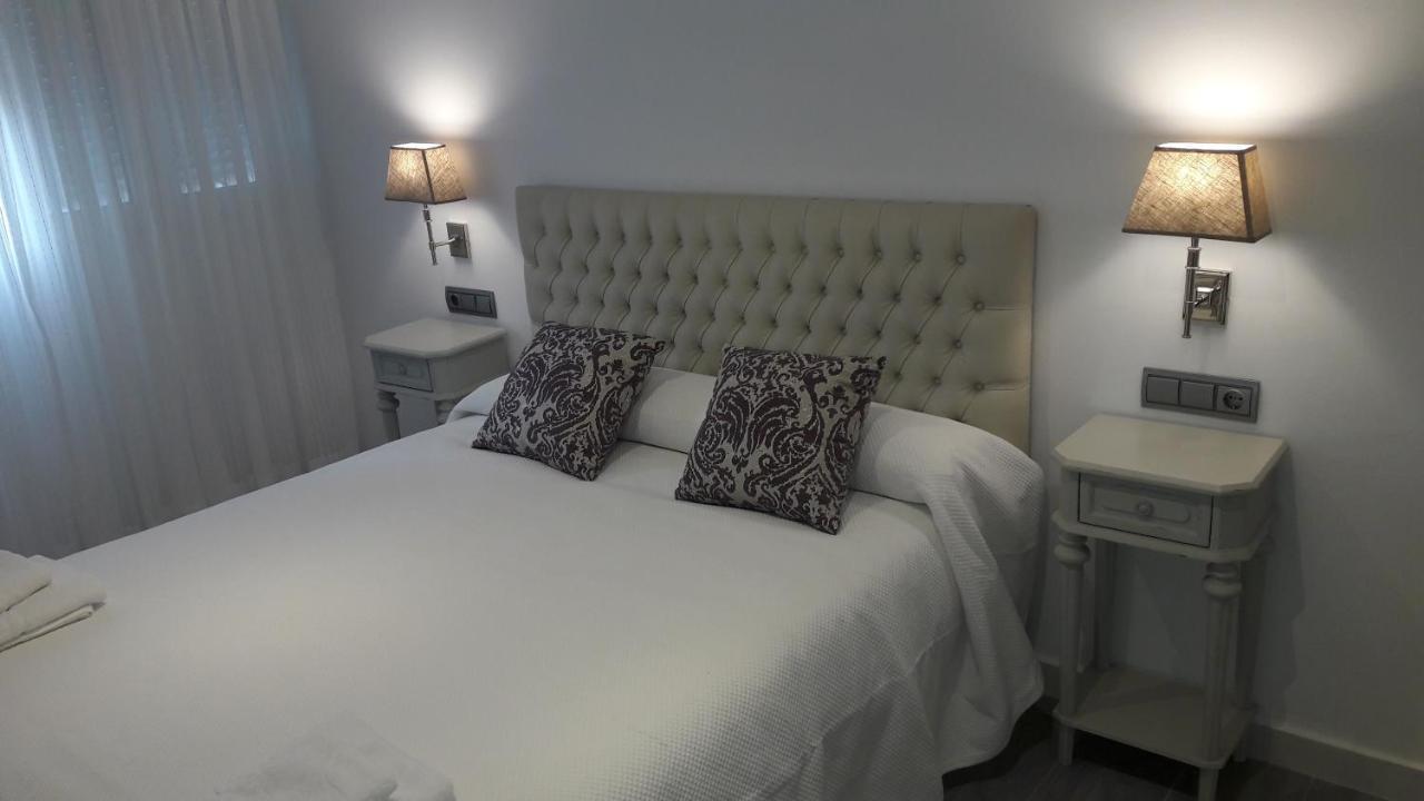 Guesting Velazquez Apartment Кадис Екстериор снимка